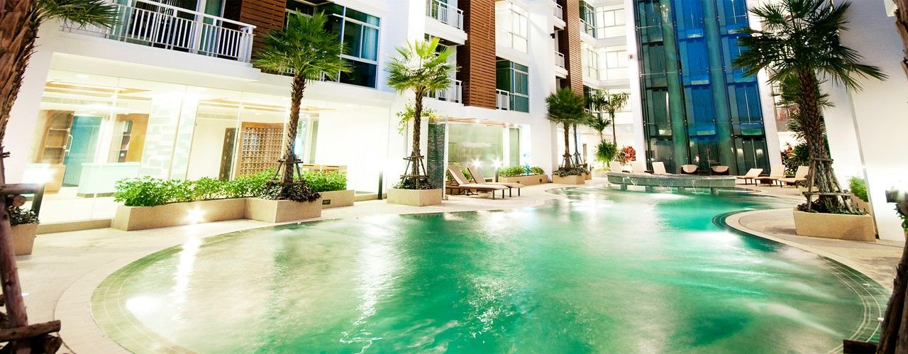 Art Patong 4*