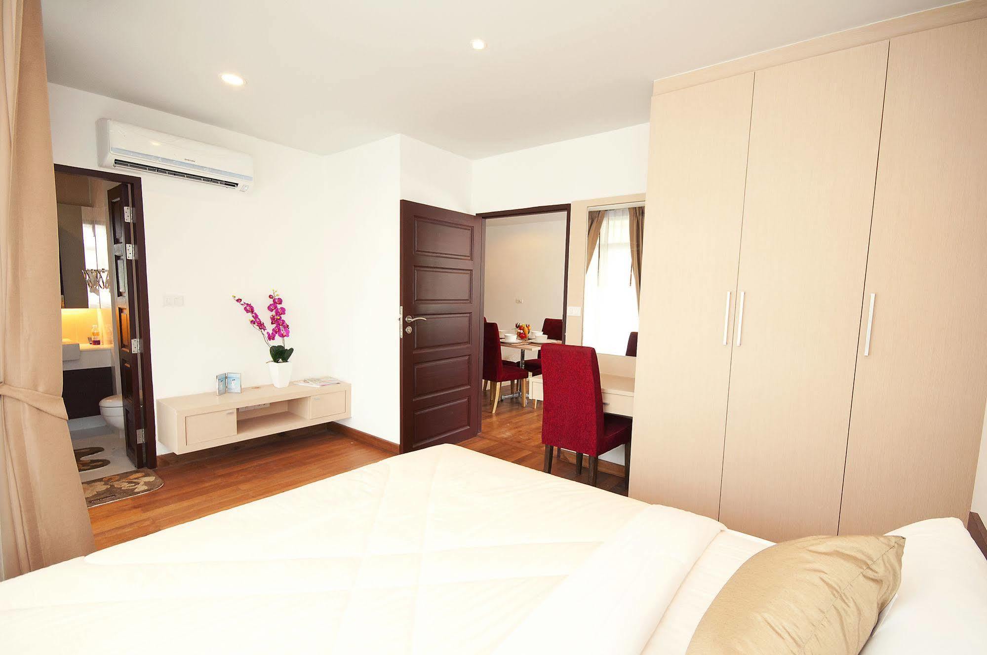 Hotel Art Patong 4*